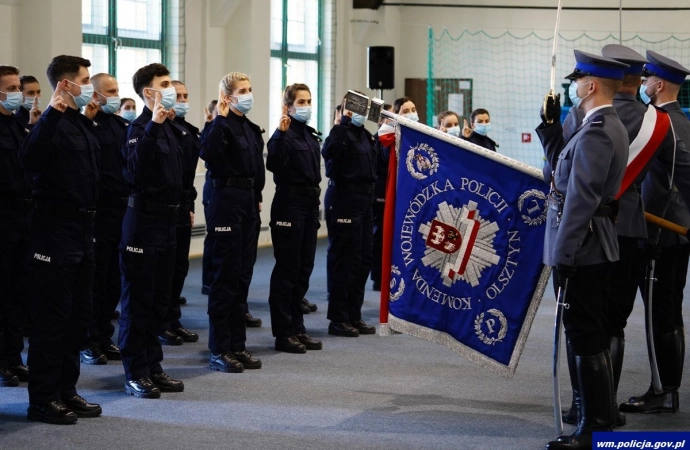 {Warmińsko-mazurska policja ma 51 nowych funkcjonariuszy.}